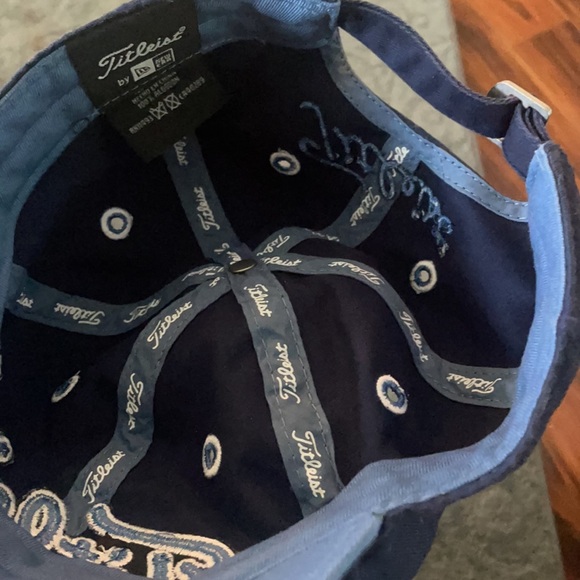 TITLEIST GOLF HAT - Picture 4 of 5